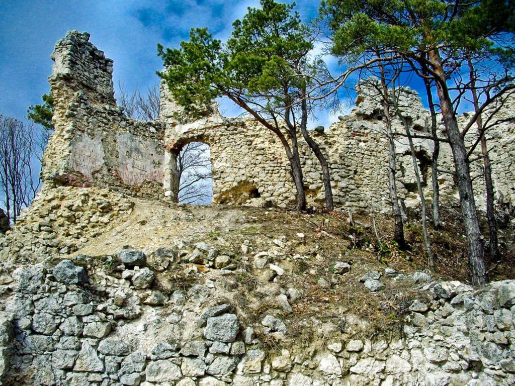 Grebengradska Medna Hiza *